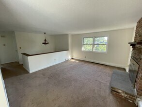 136 Millard St in Torrington, CT - Building Photo - Building Photo
