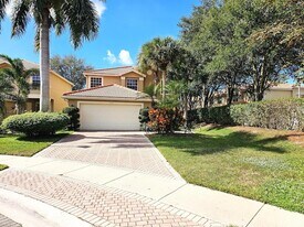 7533 Topiary Ave in Boynton Beach, FL - Building Photo