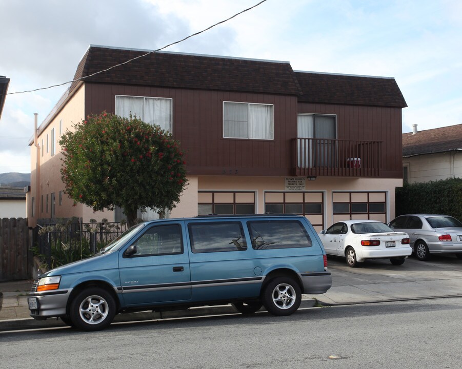 523 Commercial Ave in South San Francisco, CA - Foto de edificio