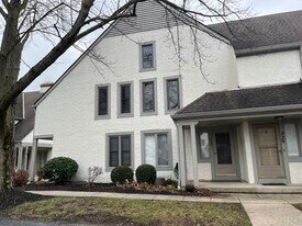 331 St Andrews Dr in Dublin, OH - Building Photo