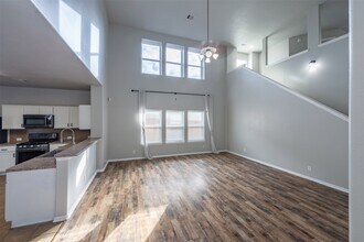 18318 Canary Bluff Ln in Cypress, TX - Building Photo - Building Photo