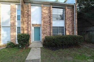 6322 Harvard Ct in Pensacola, FL - Building Photo - Building Photo