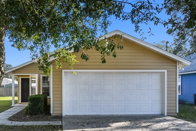 property at 1321 Spruce St