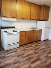 49489 US-93 in Polson, MT - Foto de edificio - Building Photo