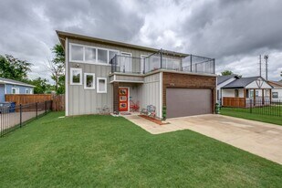 1339 Hendricks Ave in Dallas, TX - Building Photo