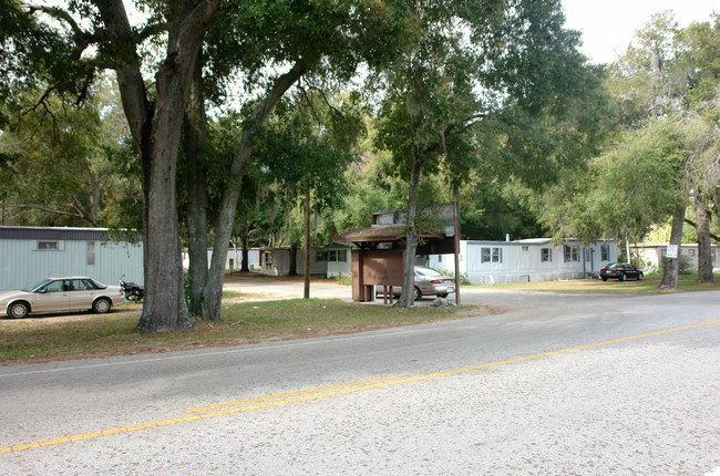 600 SW 38th Ave in Ocala, FL - Foto de edificio - Building Photo