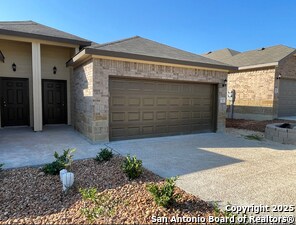 10015 Westover Bluff