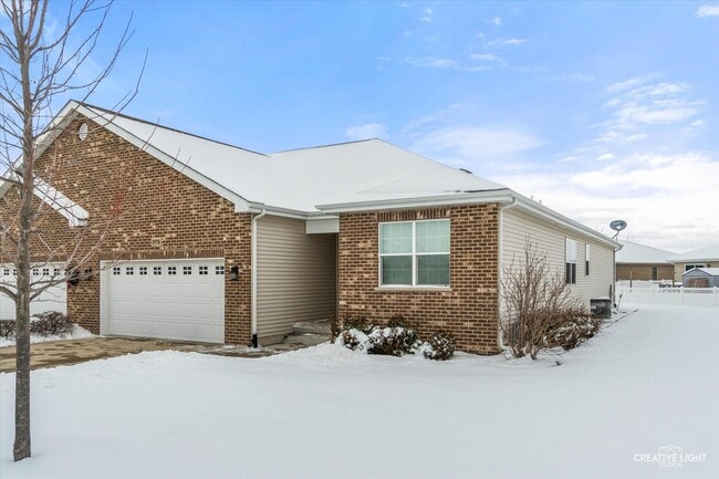 1978 Eagle Dr in Morris, IL - Building Photo - Building Photo