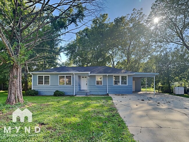 property at 5916 Ave P