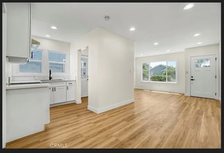 200 N Willow Ave in Compton, CA - Building Photo - Building Photo