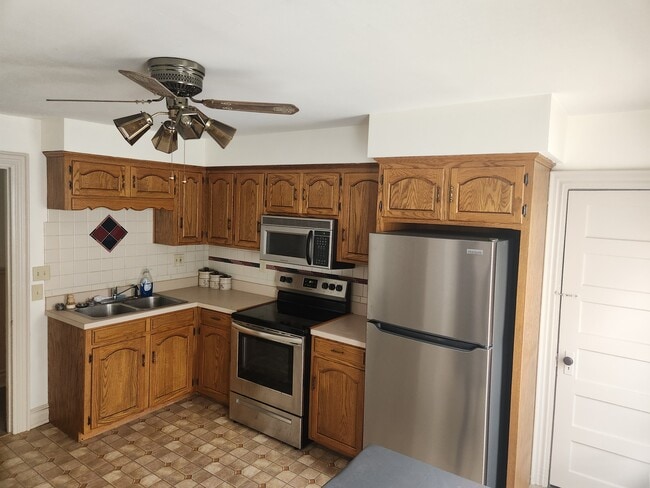 428 Locust St, Unit 428 Locust Street unit 2