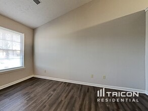 4921 May Ridge Ln in Indianapolis, IN - Building Photo - Building Photo