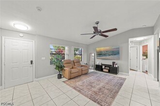 311 SW 19th Ln in Cape Coral, FL - Building Photo - Building Photo