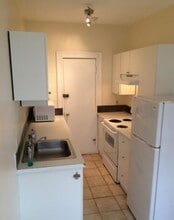 1625 Commonwealth Ave, Unit 18 in Boston, MA - Foto de edificio - Building Photo