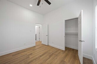 9723 Cargill St in Houston, TX - Foto de edificio - Building Photo