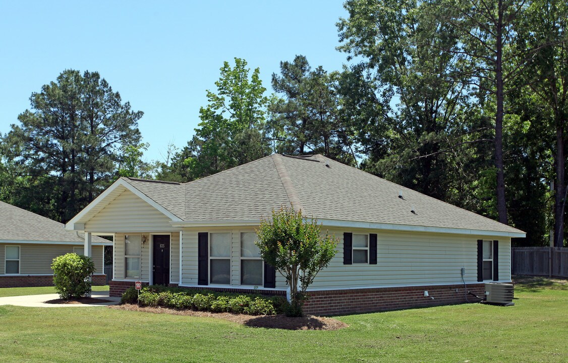 Valley Park in Jackson, MS - Building Photo