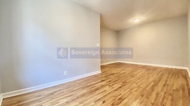 2712 Decatur Ave in Bronx, NY - Foto de edificio - Building Photo