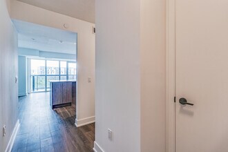 70 George Butchart Dr in Toronto, ON - Building Photo - Building Photo