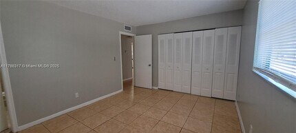 4522 SW 54th St in Fort Lauderdale, FL - Building Photo - Building Photo