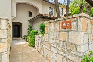1000 Liberty Park Dr in Austin, TX - Building Photo