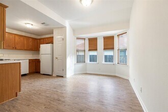 13806 Greinert Dr in Pflugerville, TX - Building Photo - Building Photo