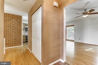 1809 N Uhle St in Arlington, VA - Building Photo - Building Photo