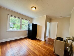 45 Slater St in Fall River, MA - Building Photo - Building Photo