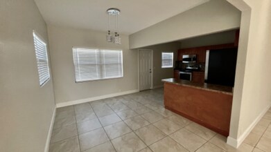 3819 Davis Rd in Lake Worth Beach, FL - Building Photo - Building Photo