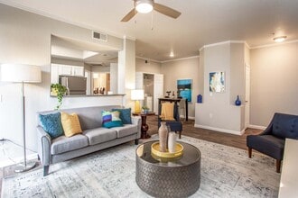 Biscayne Bay Apartments in Chandler, AZ - Building Photo - Building Photo