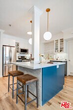 20 Catamaran St in Marina Del Rey, CA - Building Photo - Building Photo