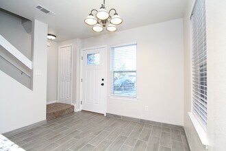 7215 Spanish Trail, Unit #1 in Pensacola, FL - Building Photo - Building Photo