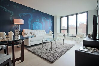 152 W Superior St in Chicago, IL - Building Photo - Building Photo