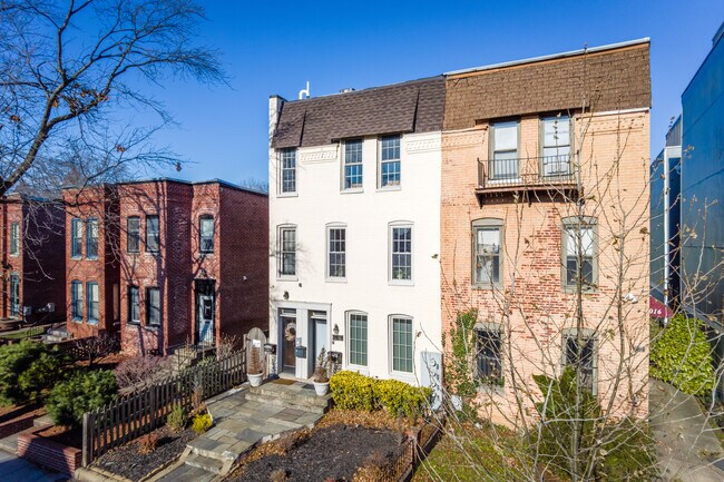 1014 Florida Ave NE in Washington, DC - Building Photo - Building Photo