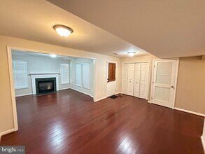 2539 Banshire Dr in Herndon, VA - Building Photo - Building Photo