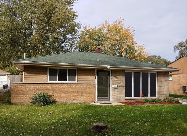property at 17326 Park Ave