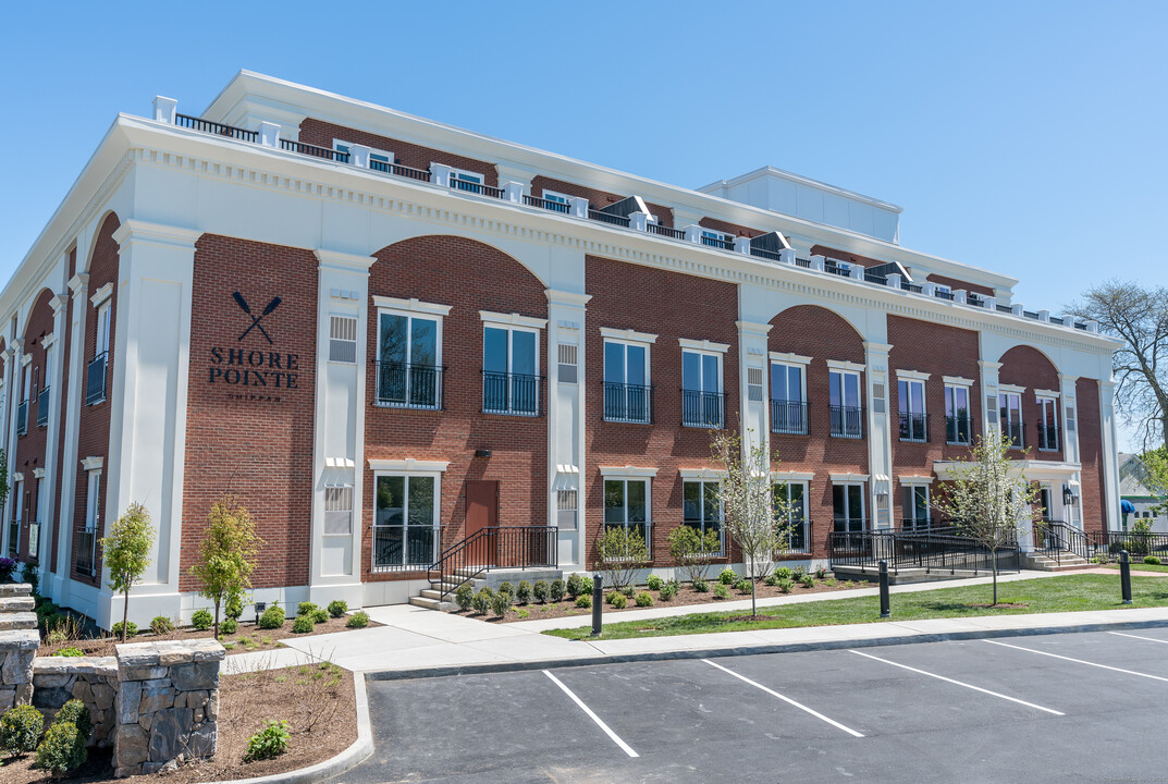 614 Shippan Ave in Stamford, CT - Foto de edificio