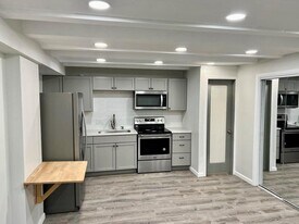 5804 Circulo Dr in Lago Vista, TX - Building Photo