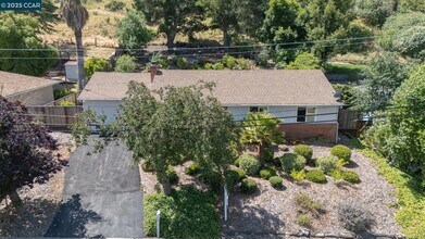 3215 Cam Colorados in Lafayette, CA - Foto de edificio - Building Photo