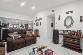 9502 Southwest 151 Court in Miami, FL - Building Photo - Building Photo