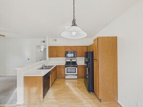 9961 E Idaho Cir in Aurora, CO - Building Photo - Building Photo