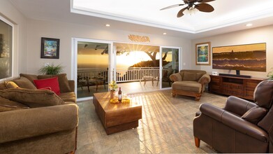 77-137-137 Kalaniuka St in Holualoa, HI - Building Photo - Building Photo