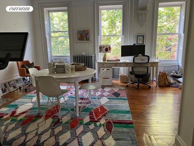 property at 221 Warren St