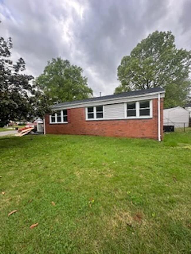 600 Tekoa Rd in Chesapeake, VA - Building Photo - Building Photo