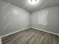229 Hampton Dr photo'