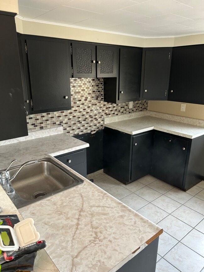 617 Independence Dr in Clairton, PA - Building Photo - Building Photo