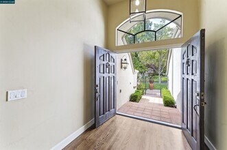 51 Deer Meadow Ln in Danville, CA - Building Photo - Building Photo