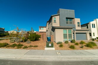 544 Ruby Mesa Ave in North Las Vegas, NV - Foto de edificio - Building Photo