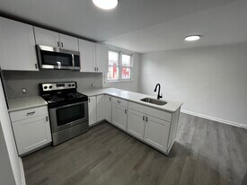 817 Hughes St in Chester, PA - Building Photo