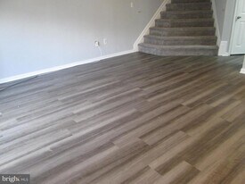 2004 Travis Point Ct in Odenton, MD - Building Photo