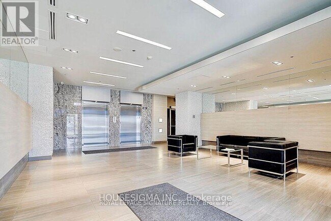 3520 Danforth Ave in Toronto, ON - Building Photo - Building Photo